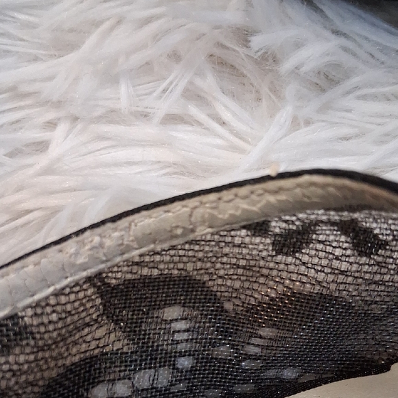 Lulu Townsend NWOT Elegant Black Lace Heels - Picture 10 of 11